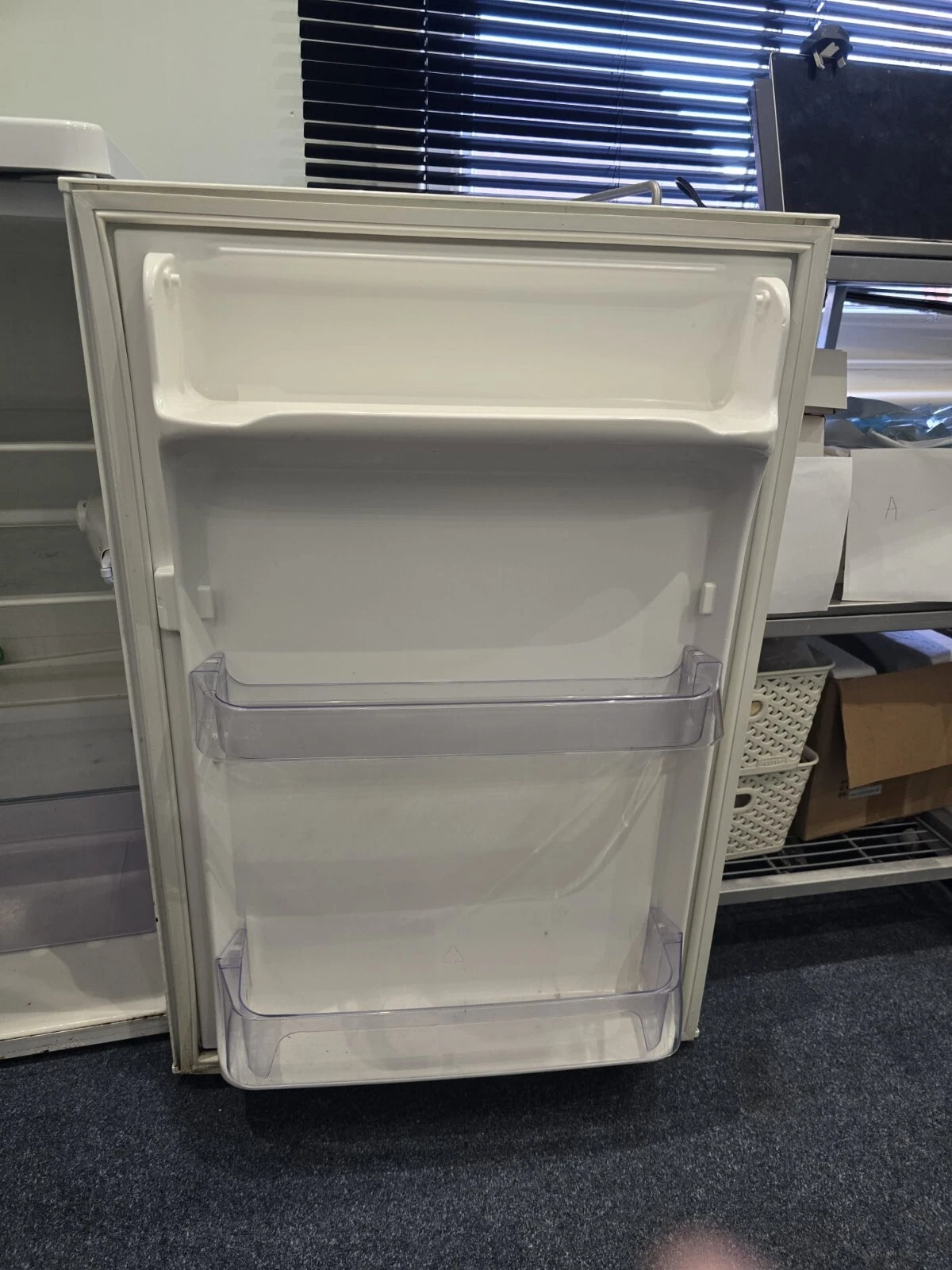 Small fridge for room
